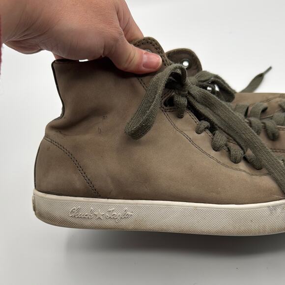 Converse Chuck Taylors - Men’s 9 - Picture 2 of 6